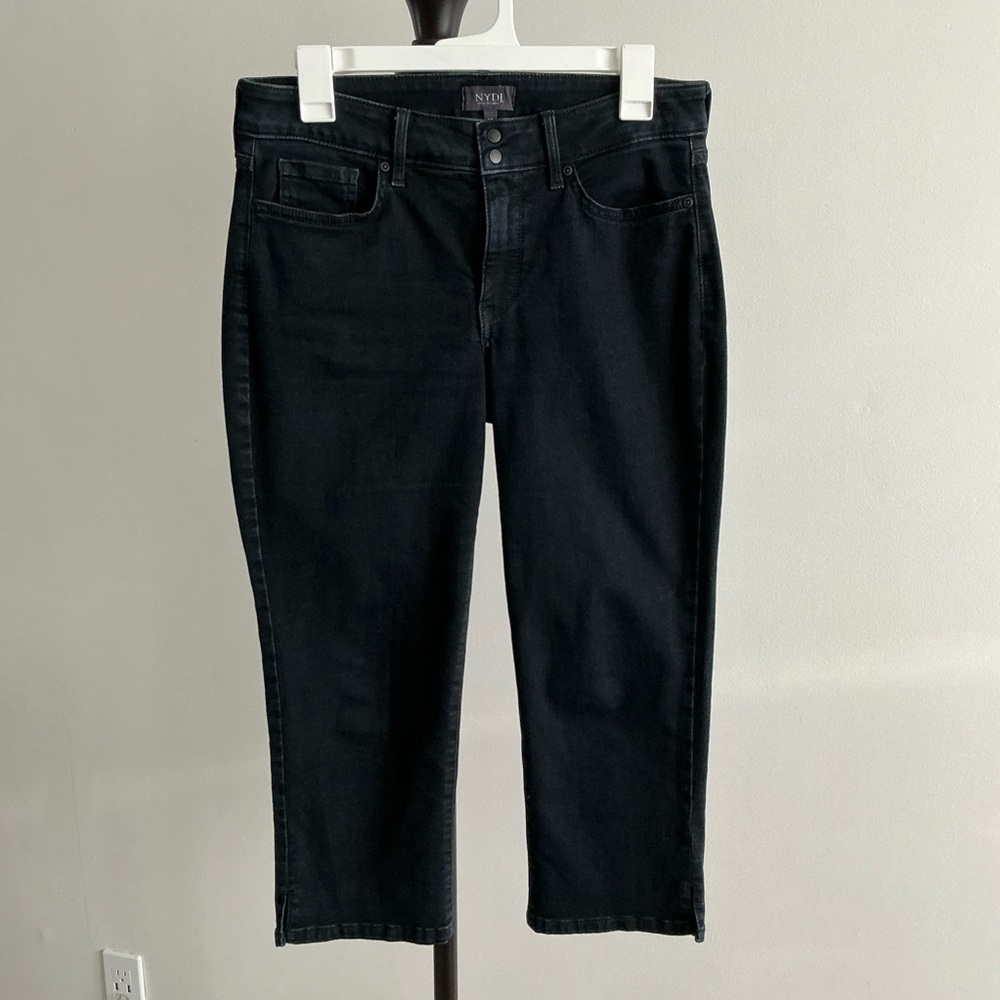 NYDJ Cool Embrace Capri Jeans Womens Size 8 Dark Blue Lift Tuck Technology